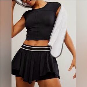 Free People Movement The Sultry Short in Black NWT XL